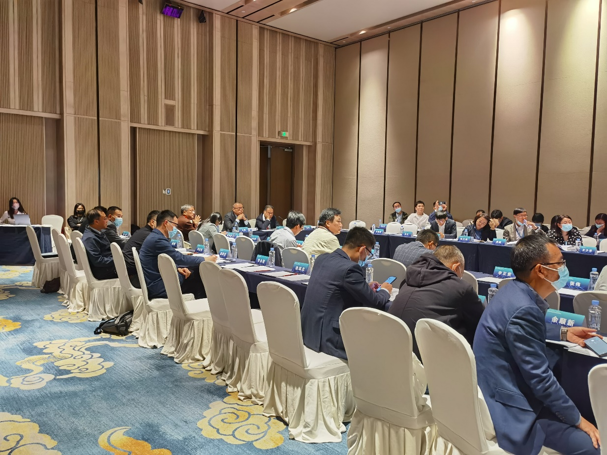 中国公路学会自动驾驶（标准化）工作委员会2021年工作会议在广西南宁召开